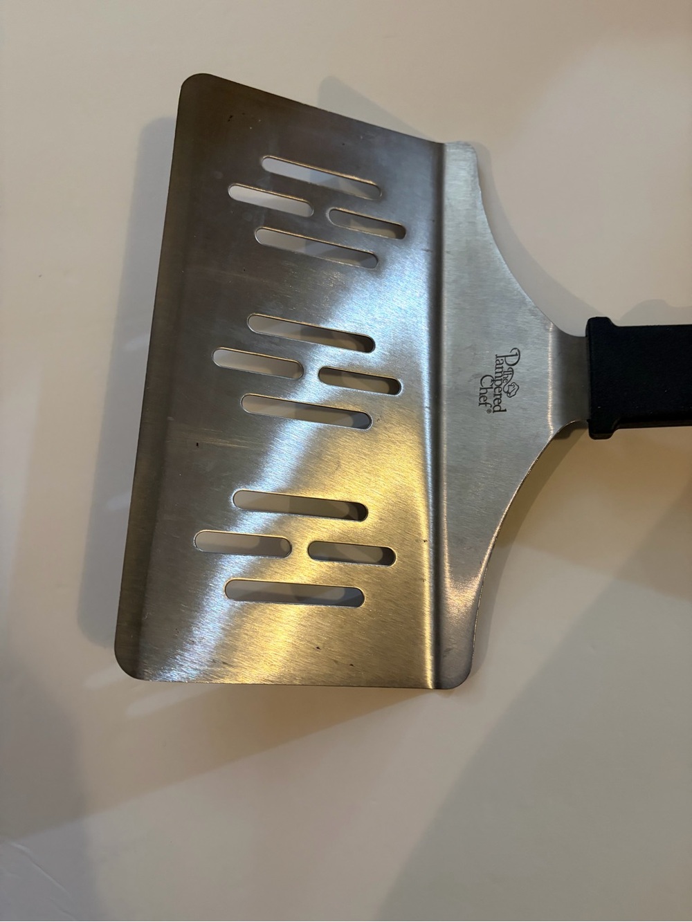 Pampered Chef BBQ Grill Spatula Jumbo Turner Stainless Steel 8" Wide Flipper